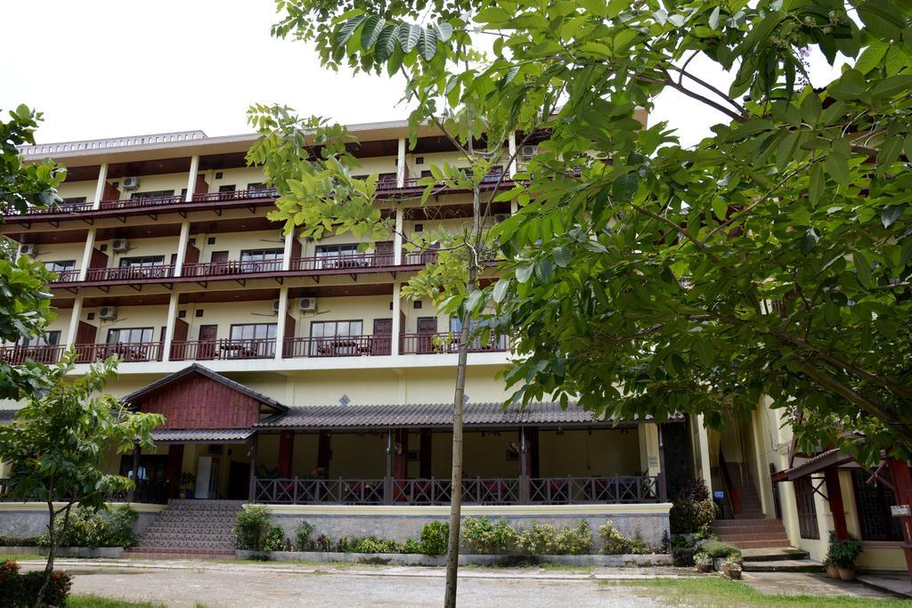 Hotel Vilayvong Vang Vieng Exterior photo